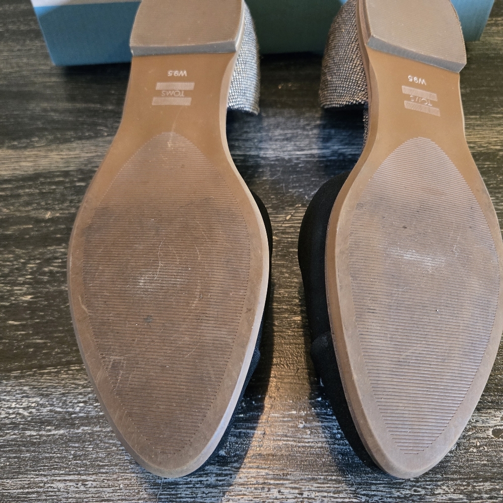 TOMS Women's Jutti D'Orsay, Black Suede/Metallic Woven Shoes - Picture 3 of 5
